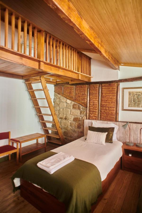 Casa Da Praca Velha Guest House Брага Экстерьер фото